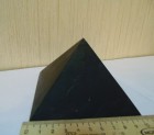 Пирамида из шунгита